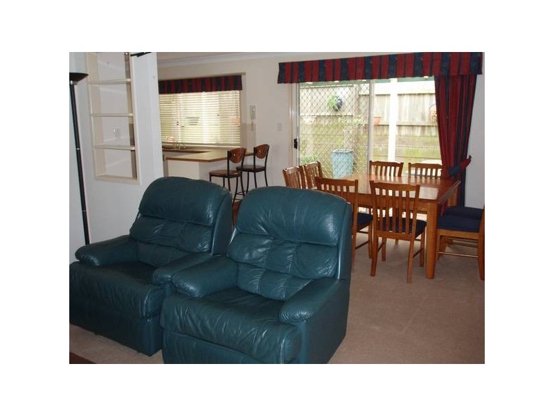 Centenary Heights QLD 4350