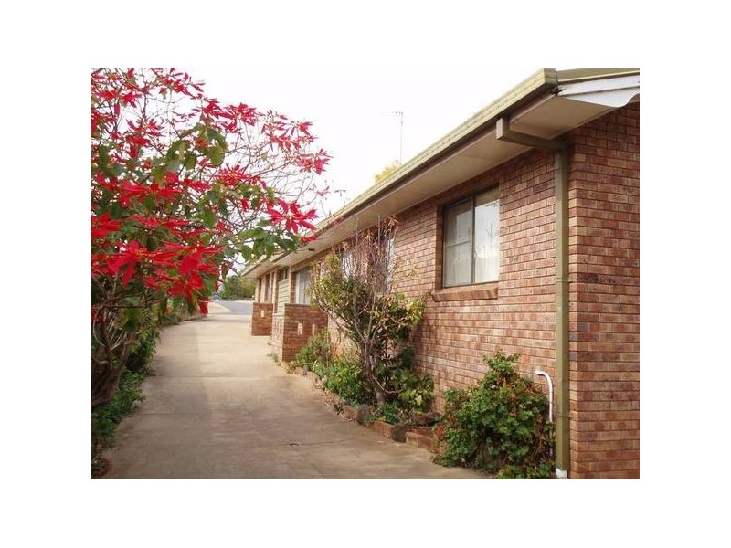 Centenary Heights QLD 4350