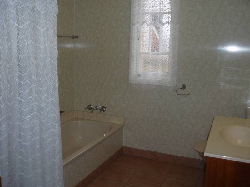 14 IPSWICH STREET, East Toowoomba QLD 4350