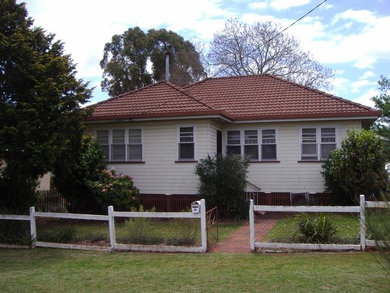 39 DRUMMOND STREET, Rangeville QLD 4350