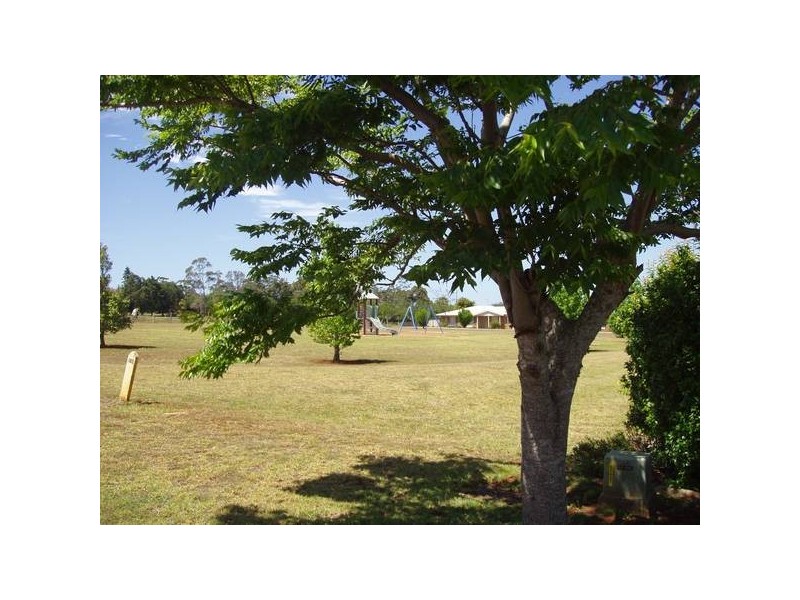 21 HALSWORTH STREET, Wilsonton QLD 4350