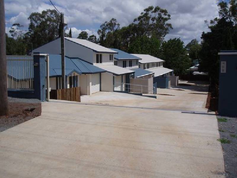 Mount Lofty QLD 4350