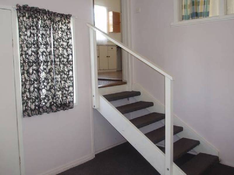 Centenary Heights QLD 4350