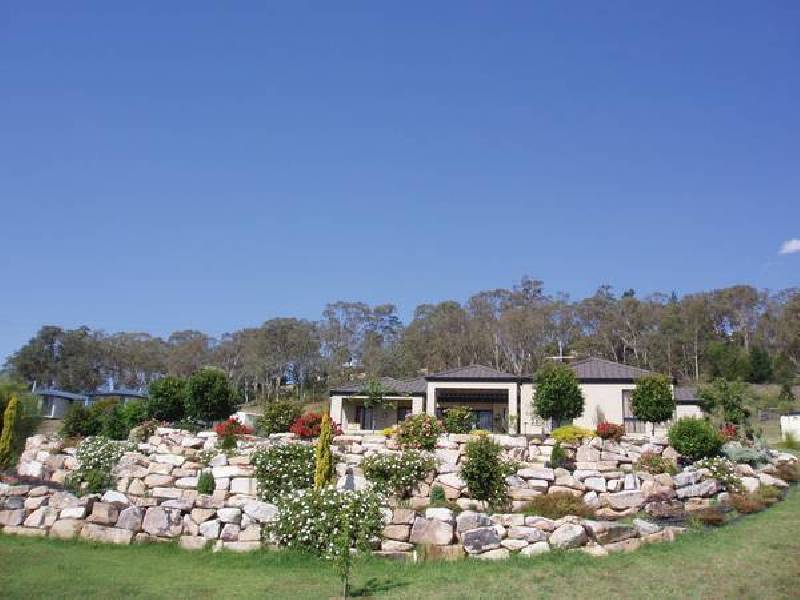 Hodgson Vale QLD 4352