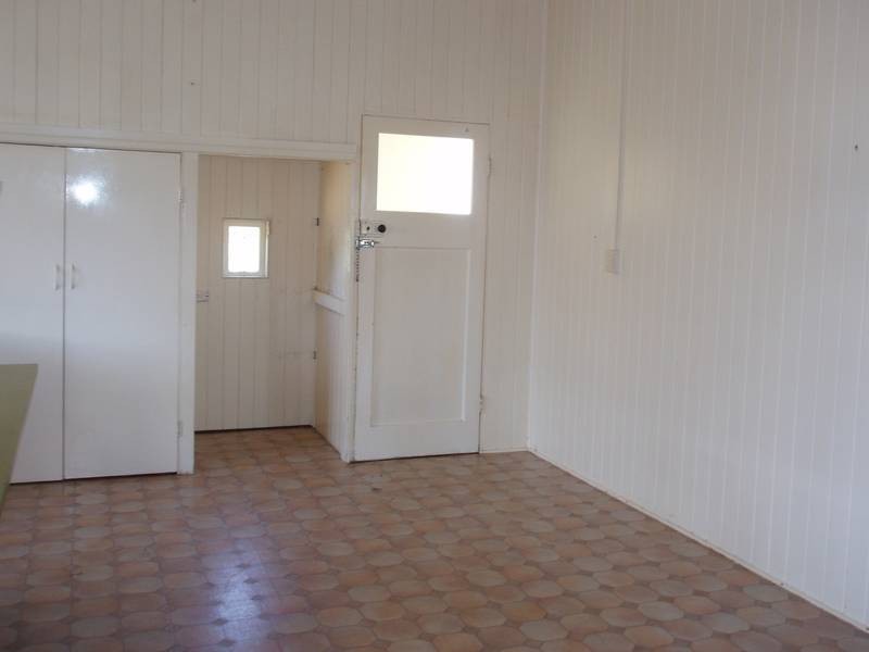 18 ROSEWOOD STREET, Toowoomba QLD 4350