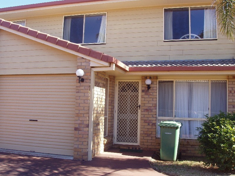Kearneys Spring QLD 4350
