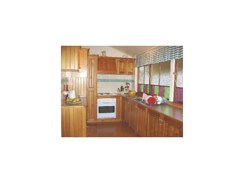 12 BERNARD STREET, Newtown QLD 4350