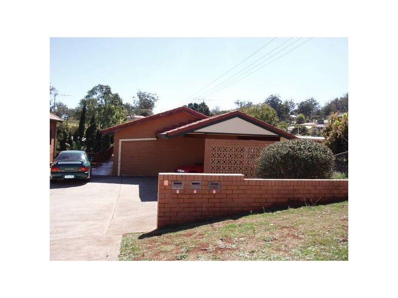 Mount Lofty QLD 4350