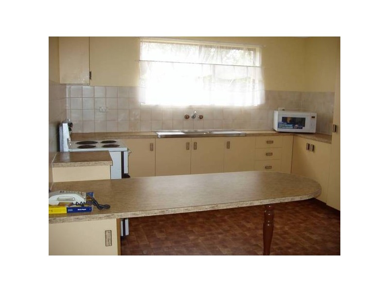 Centenary Heights QLD 4350