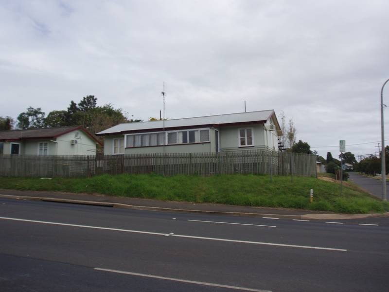 4/21 WEST STREET, Newtown QLD 4350