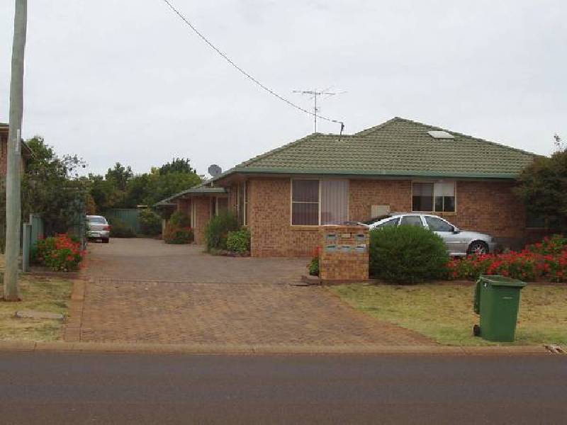 Kearneys Spring QLD 4350