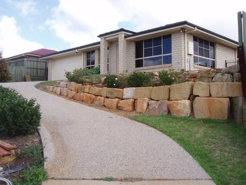 Kearneys Spring QLD 4350