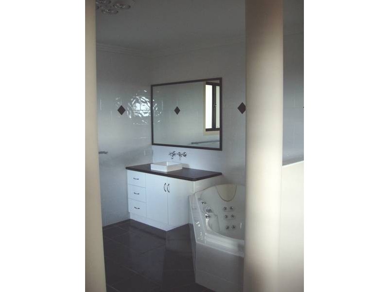 Middle Ridge QLD 4350