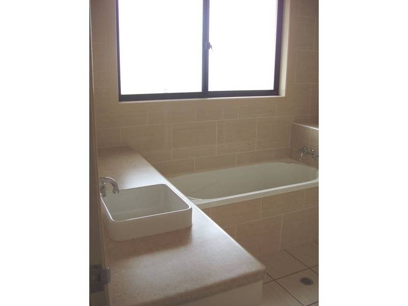 Middle Ridge QLD 4350