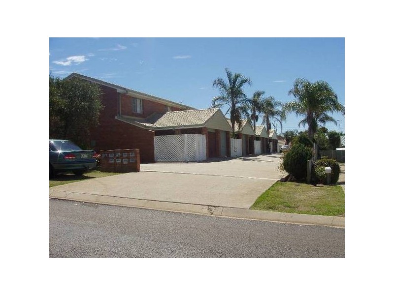 Kearneys Spring QLD 4350