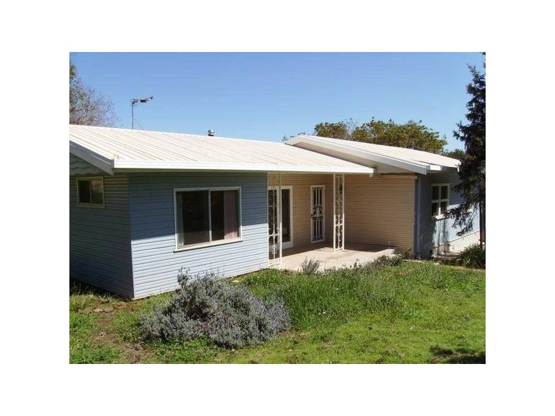 Mount Lofty QLD 4350