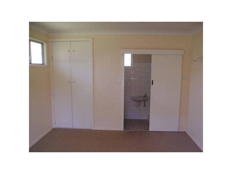 Mount Lofty QLD 4350