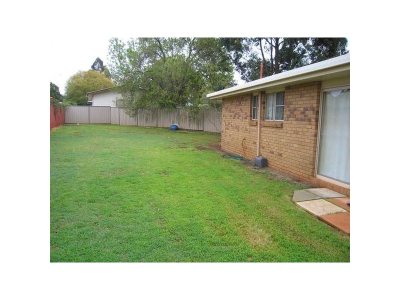 Kearneys Spring QLD 4350