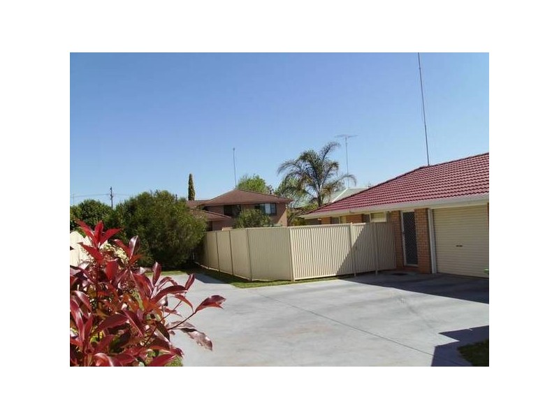 Centenary Heights QLD 4350