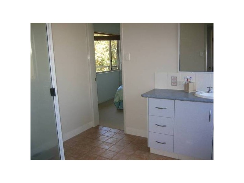 Kearneys Spring QLD 4350