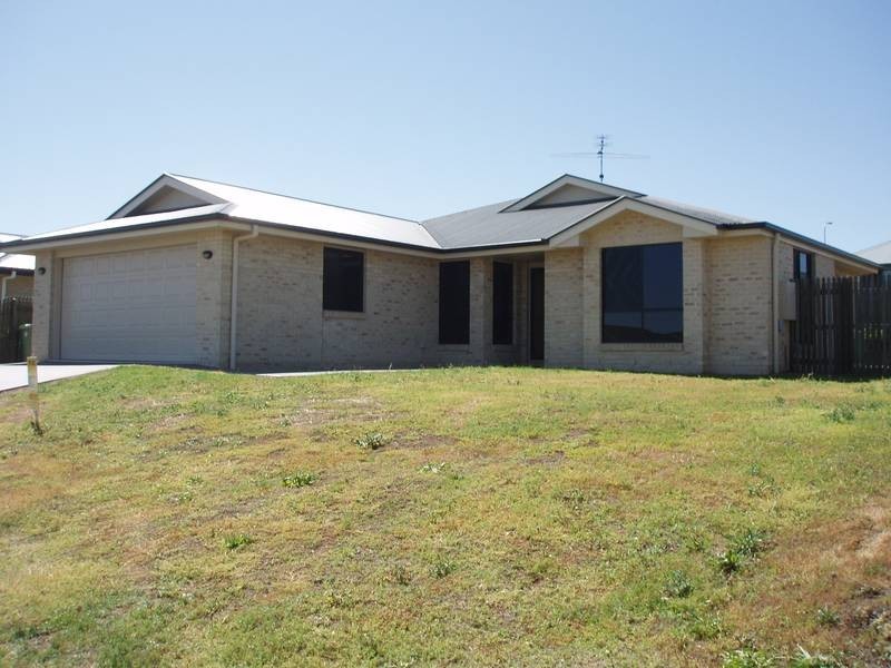 30 PATRON CRESCENT, Glenvale QLD 4350