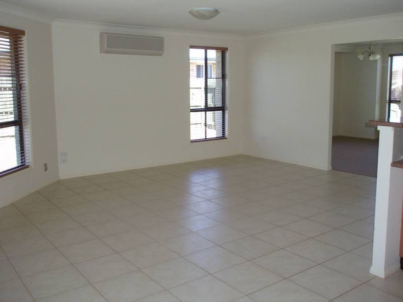 30 PATRON CRESCENT, Glenvale QLD 4350