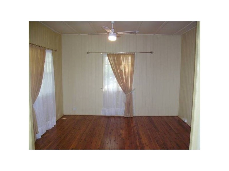 Mount Lofty QLD 4350