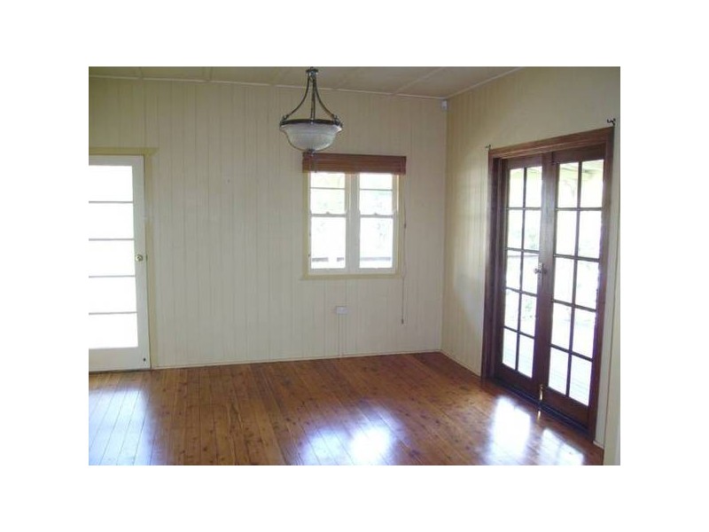 Mount Lofty QLD 4350