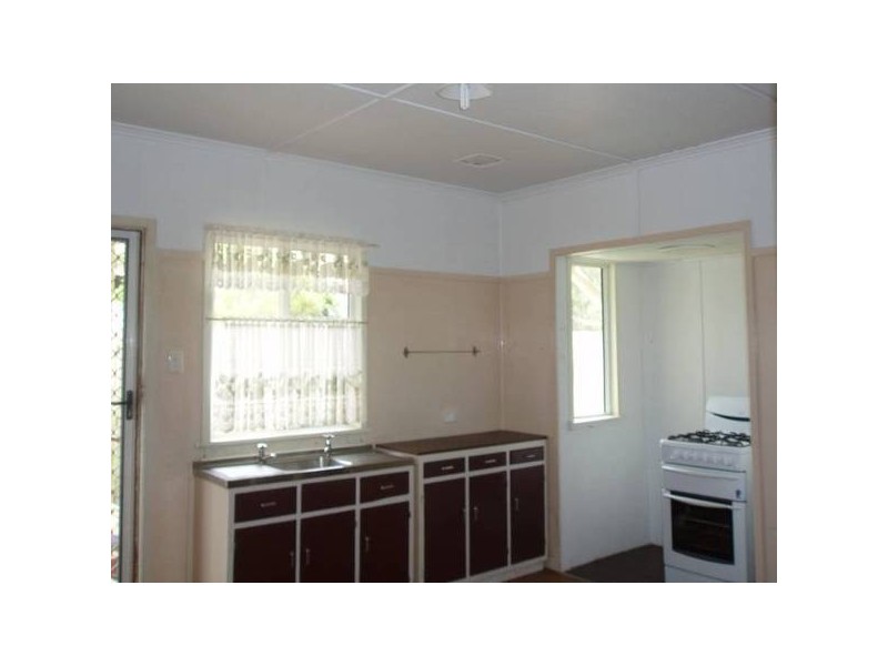 22 DOYLE STREET, North Toowoomba QLD 4350