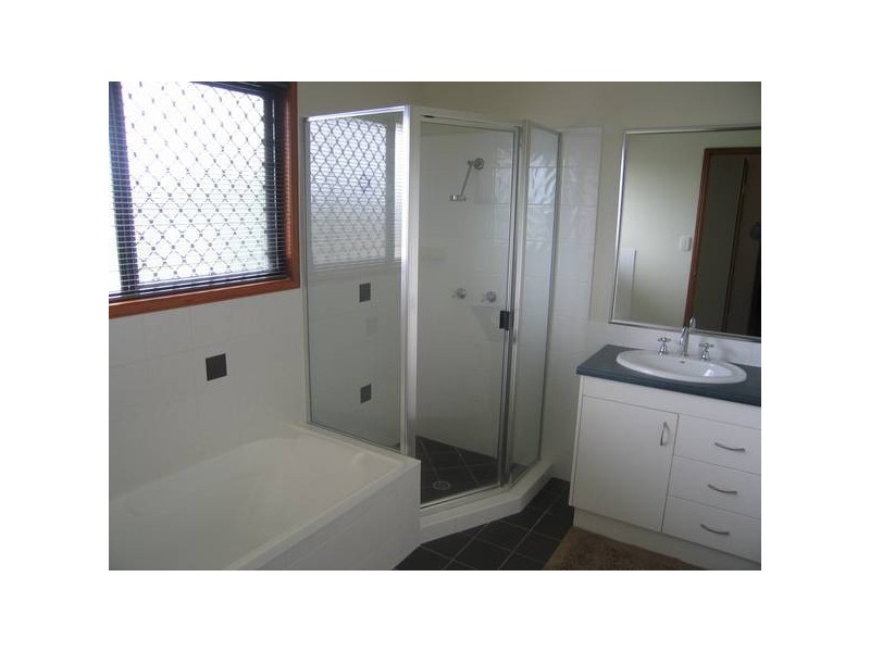 Centenary Heights QLD 4350