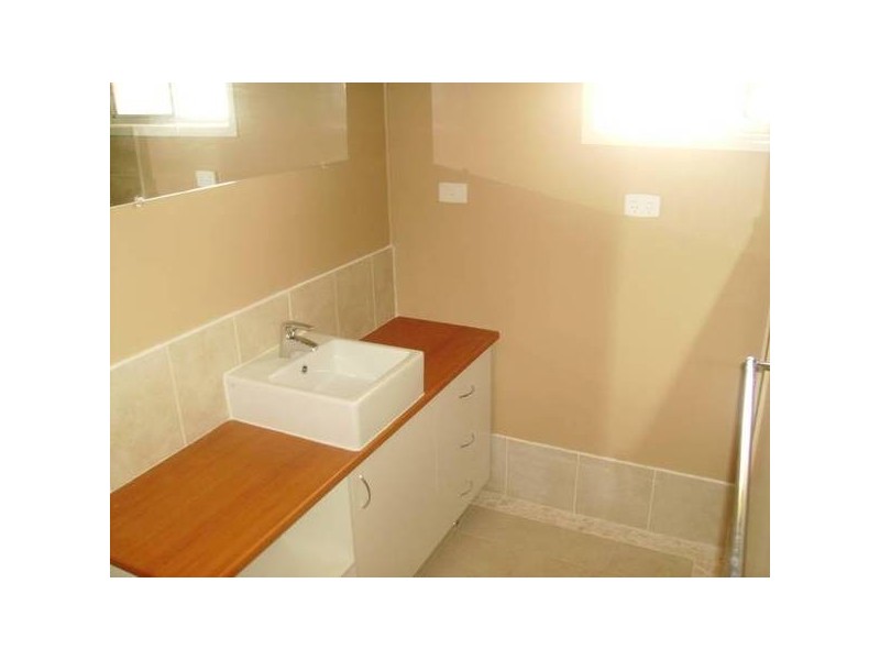 Centenary Heights QLD 4350