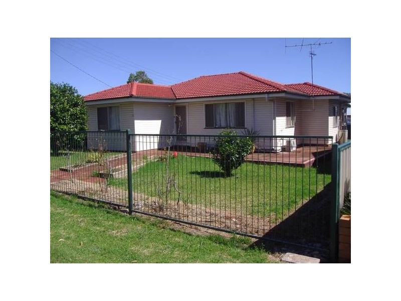 Centenary Heights QLD 4350