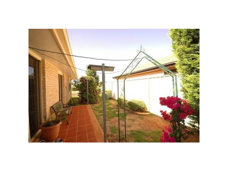 Middle Ridge QLD 4350