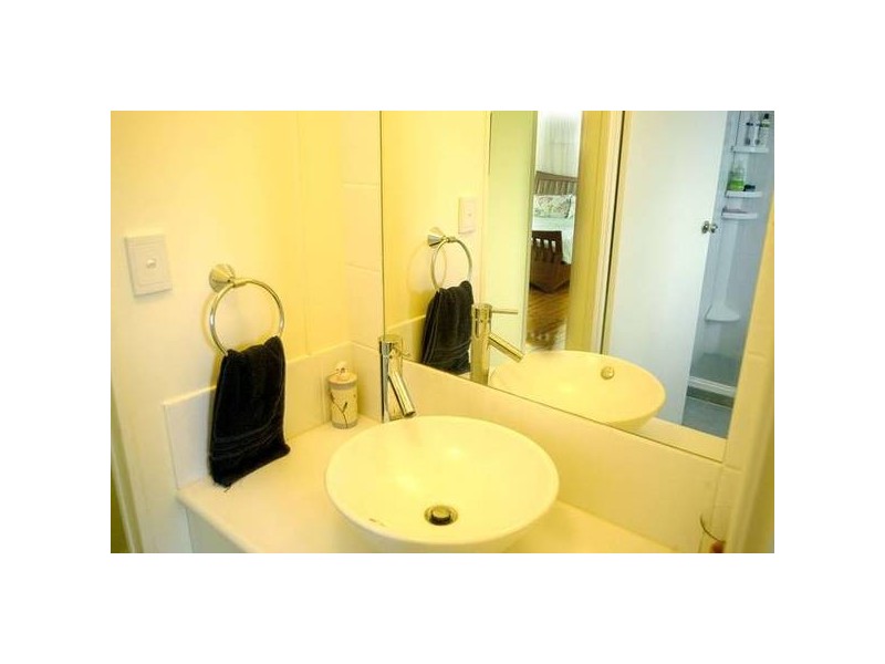 Centenary Heights QLD 4350