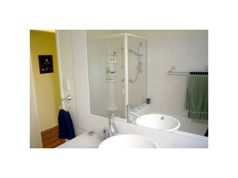 Centenary Heights QLD 4350