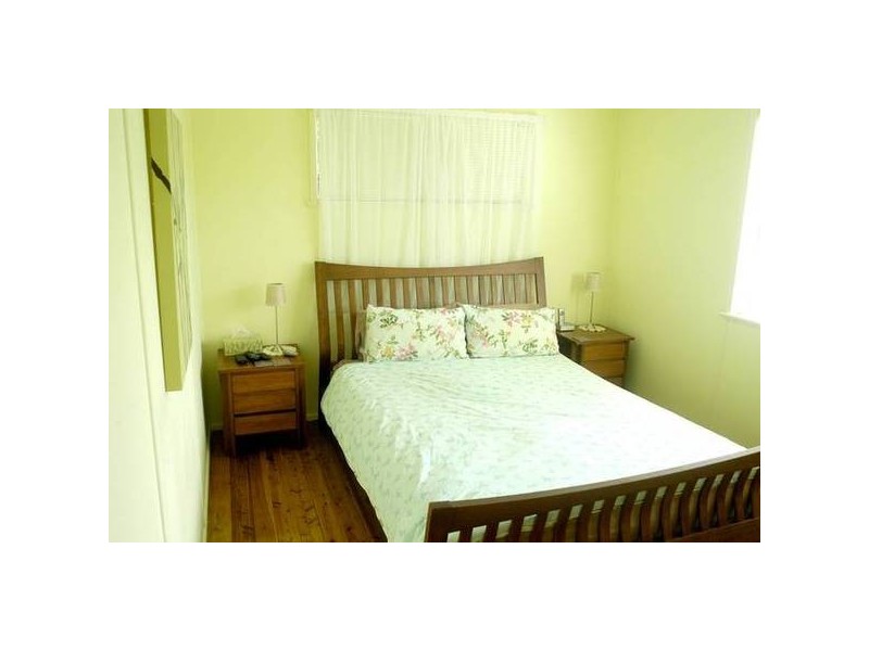 Centenary Heights QLD 4350