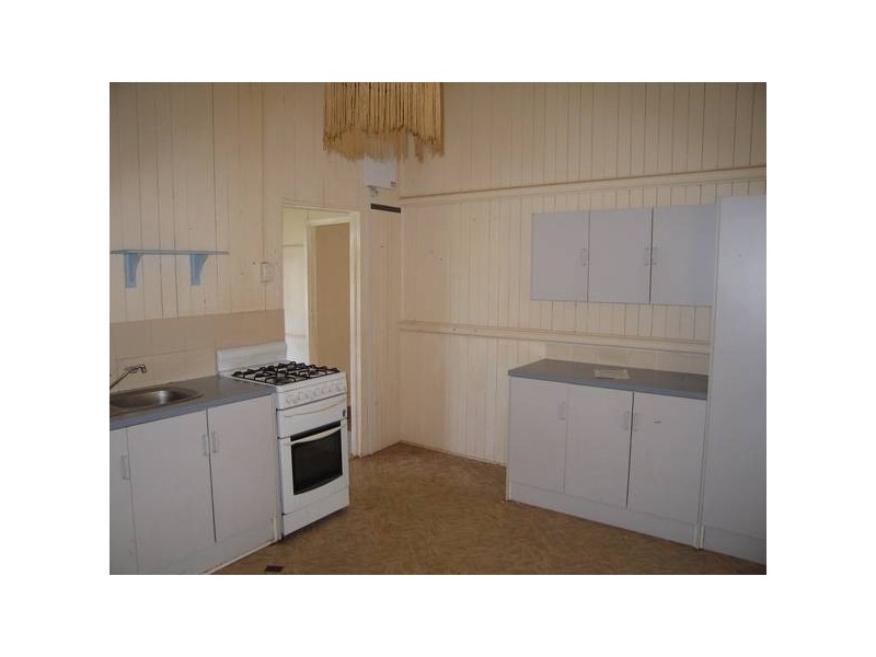 Mount Lofty QLD 4350