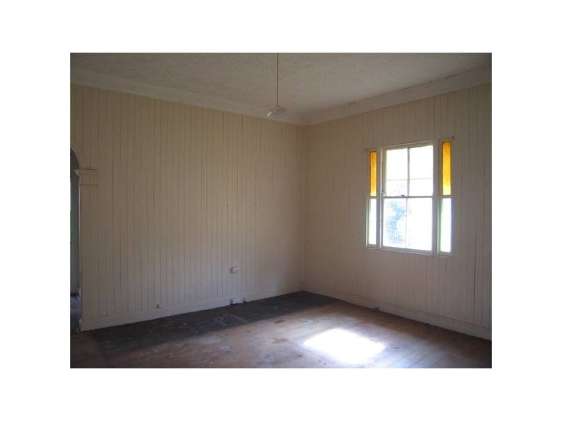 Mount Lofty QLD 4350