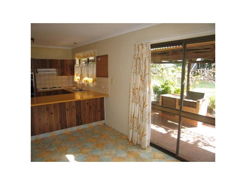 Kearneys Spring QLD 4350