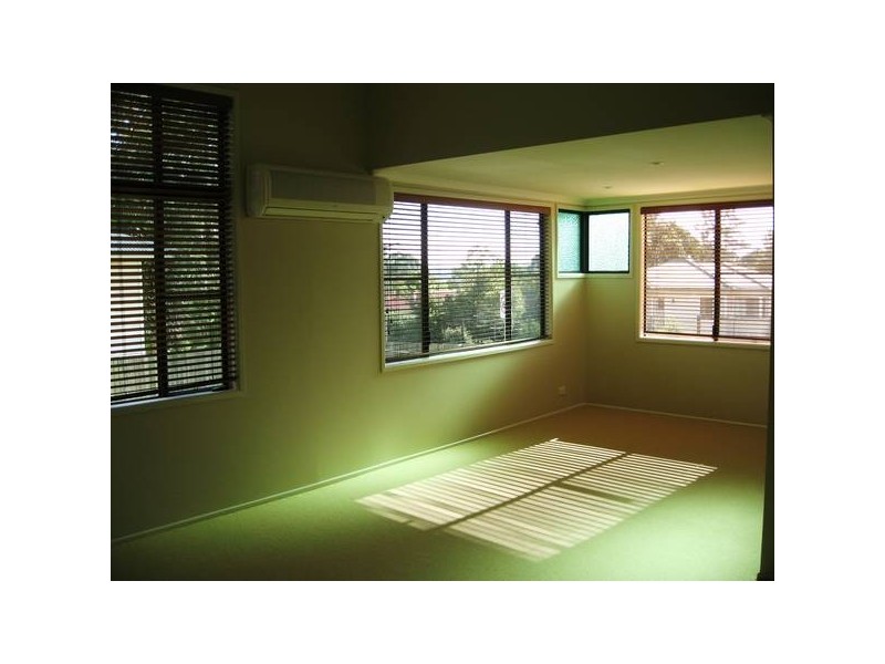 Mount Lofty QLD 4350