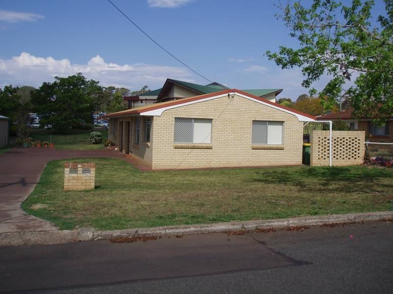 1/14 KLEIN STREET, South Toowoomba QLD 4350