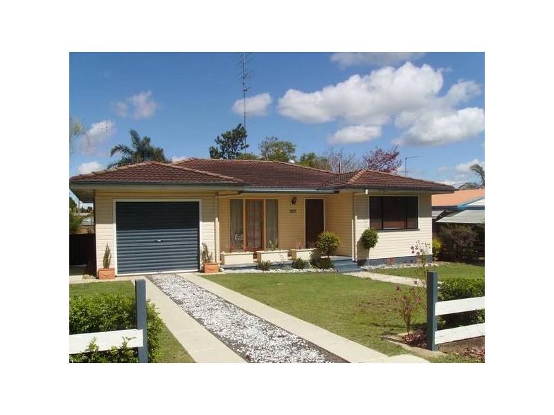 Kearneys Spring QLD 4350
