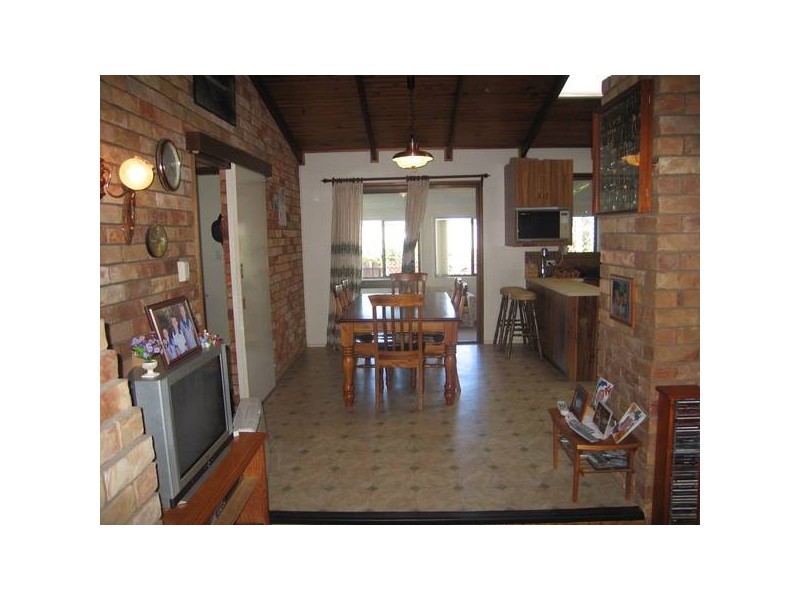 Kearneys Spring QLD 4350