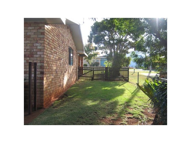 Kearneys Spring QLD 4350