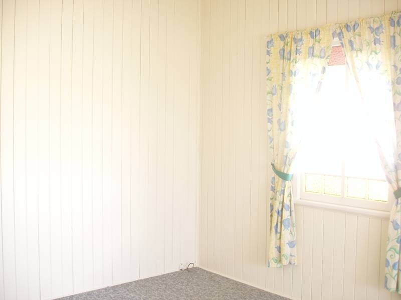 9 O’QUINN STREET, Harristown QLD 4350