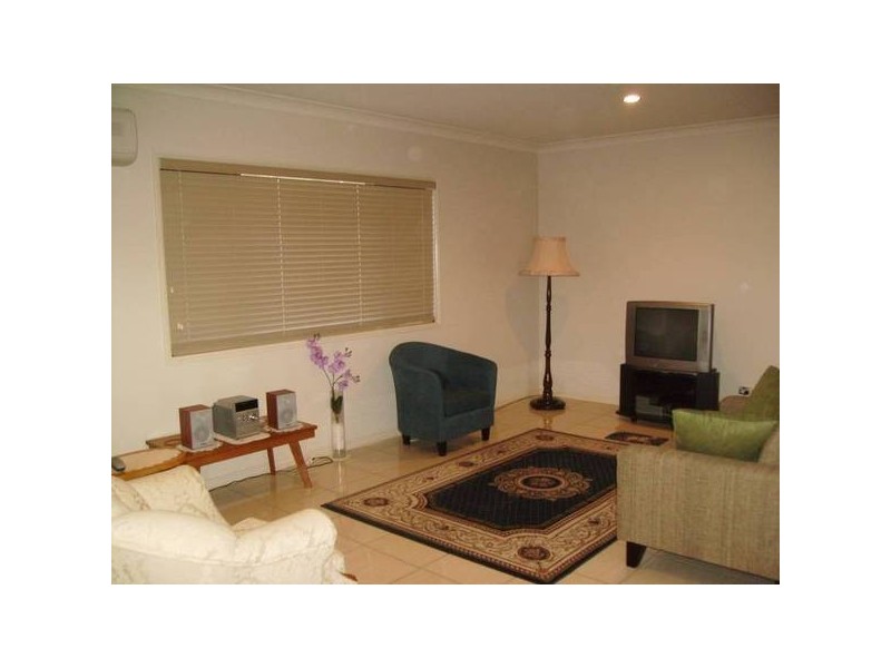 Centenary Heights QLD 4350