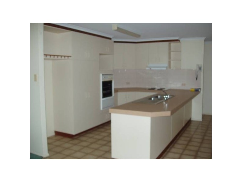Middle Ridge QLD 4350