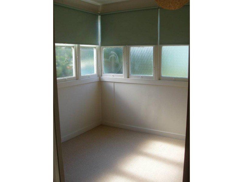 Mount Lofty QLD 4350