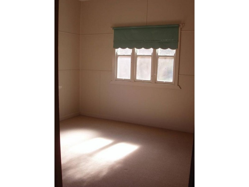 Mount Lofty QLD 4350