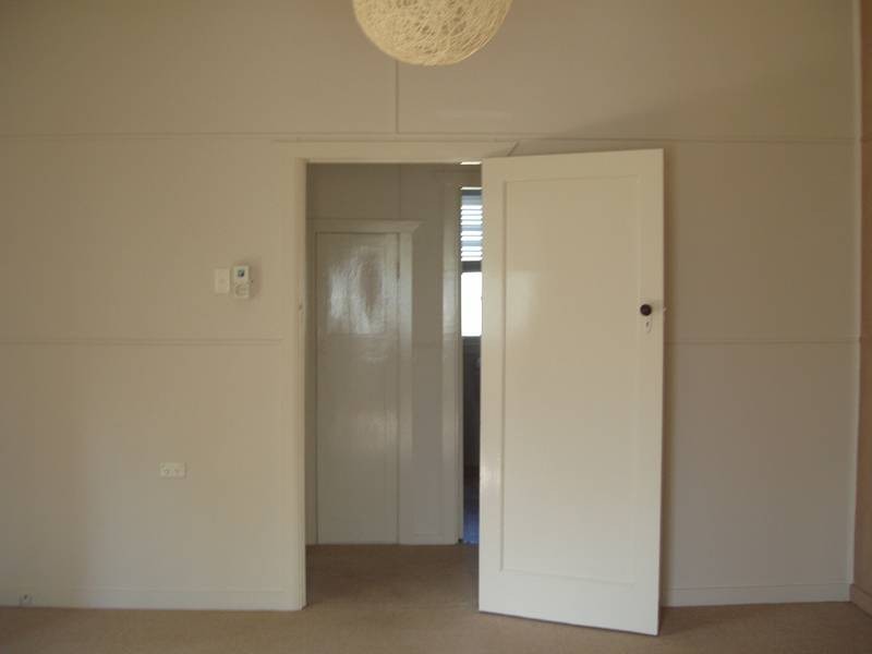 Mount Lofty QLD 4350